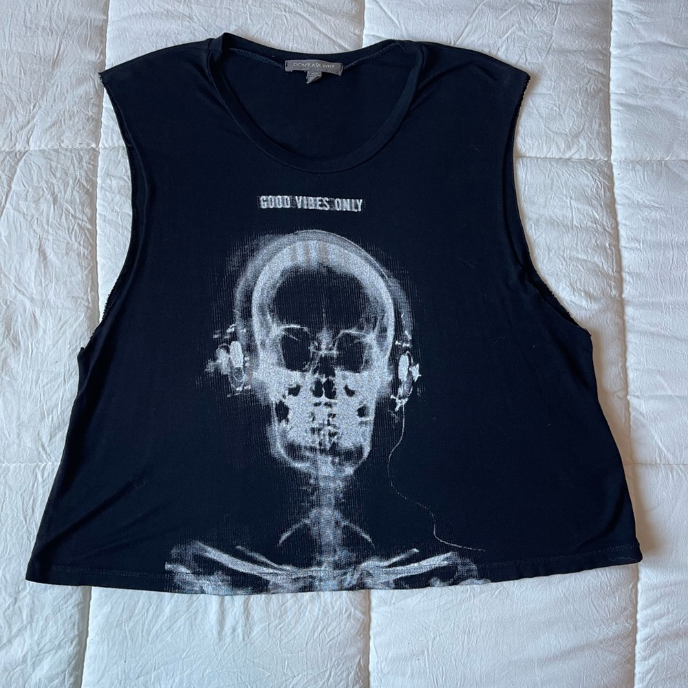 Black Sleeveless Top with Skull Print